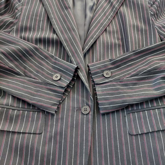 Jones New York Black Pinstripe Single Breasted Blazer (Size 10) - Picture 4 of 9